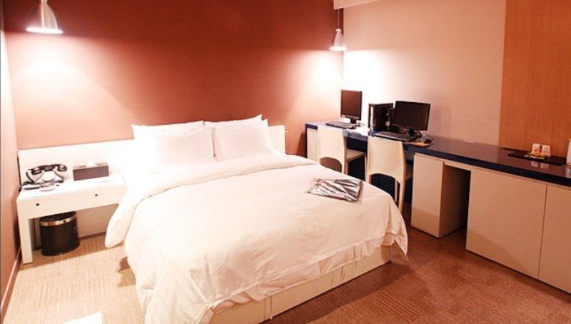 Nyx Hotel Seoul Bagian luar foto